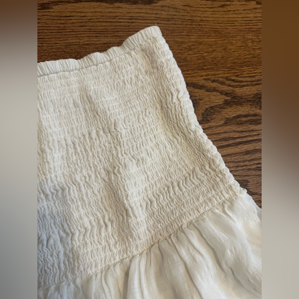 Aritzia Wilfred Strapless Smocked Dress - Picture 2 of 12